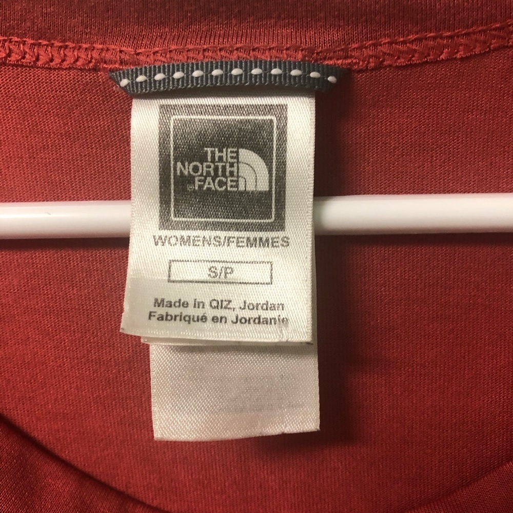 The North face long sleeve t shirt fitted women small vapor wick burnt orange - Picture 3 of 6